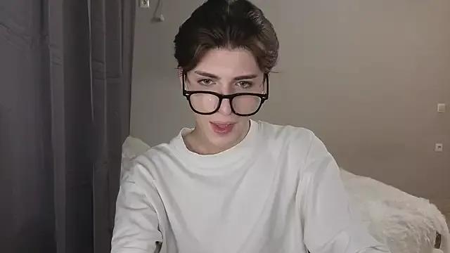 Oliver_star_boy_ from StripChat is Freechat