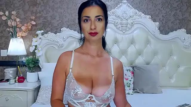 OliveWilson from StripChat is Freechat