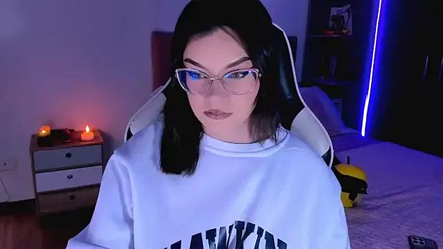 OphelianaRose33 from StripChat is Freechat