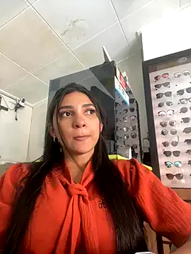 oralin — Vou me masturbar escondida do meu chefe