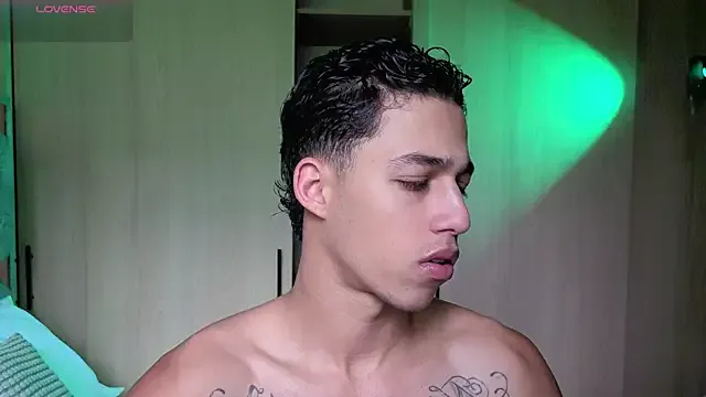 orionblaze69_ from StripChat