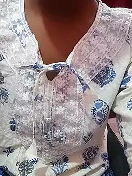 pari_rani7 from StripChat is Freechat