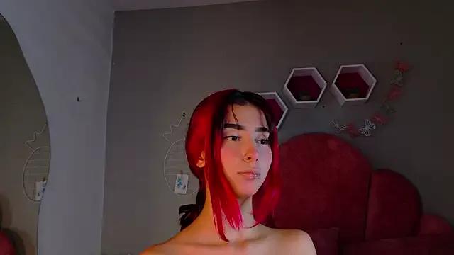 Try our girls live displays and explore the company of endless strippers, with beautiful physiques, vibrating toys and more.