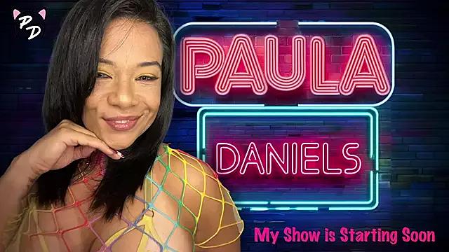 Try our girls live displays and explore the company of endless strippers, with beautiful physiques, vibrating toys and more.