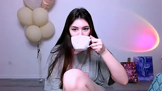 peaachybabe__ from StripChat