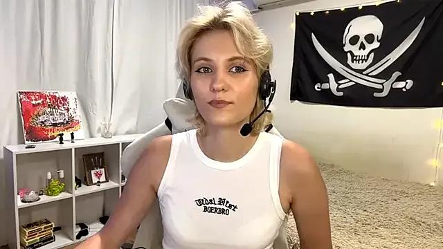 PearlineCallison from StripChat is Freechat