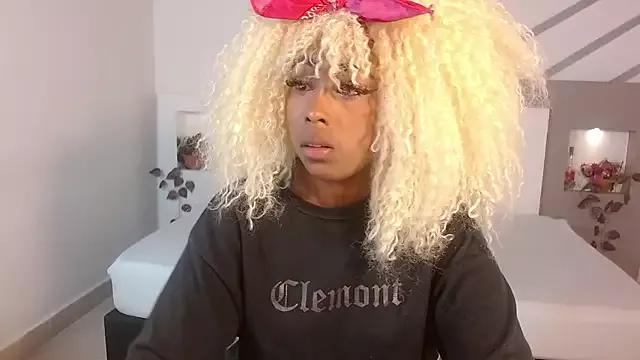 PenelopeKing99 from StripChat is Freechat