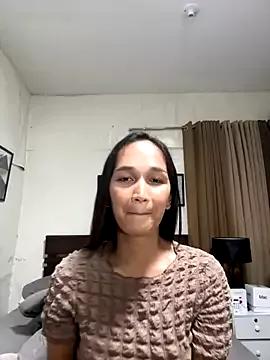 Try our girls live displays and explore the company of endless strippers, with beautiful physiques, vibrating toys and more.