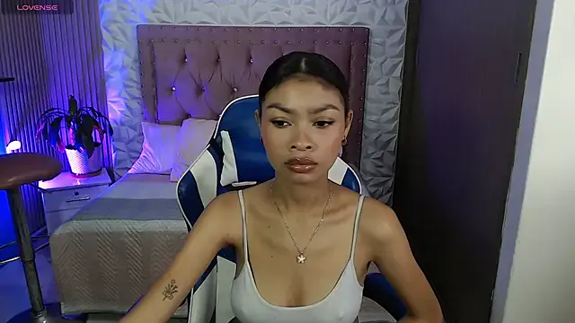 Perla_prg — spanking ass