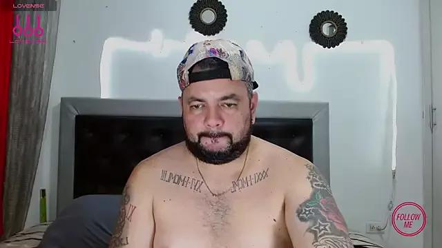 perverseveteranmanxxx from StripChat is Freechat