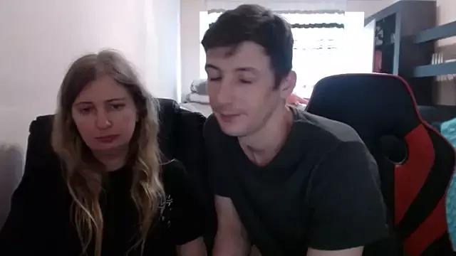 PeterAndJen from StripChat