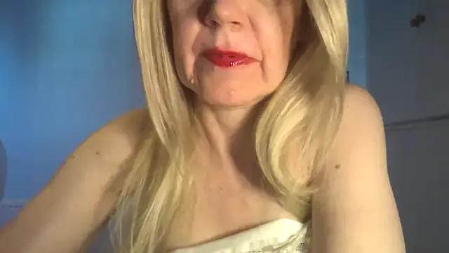 petina from StripChat is Freechat