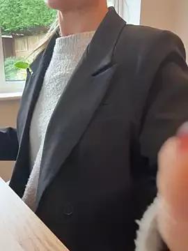 Phoebe_Lily from StripChat is Freechat