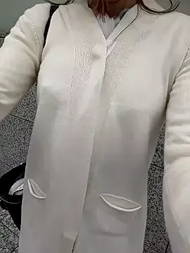 pink-mai on StripChat