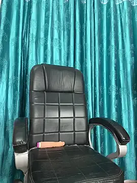 poision51 — Ass flash +10 spank on ass +boobs flash