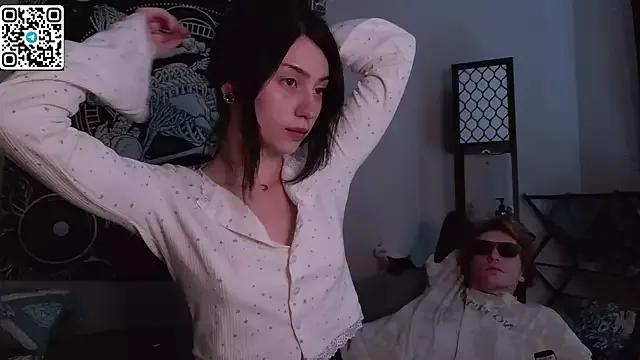 Try our girls live displays and explore the company of endless strippers, with beautiful physiques, vibrating toys and more.