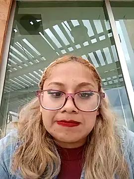 Try our girls live displays and explore the company of endless strippers, with beautiful physiques, vibrating toys and more.