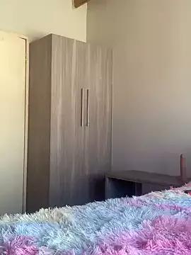 Try our girls live displays and explore the company of endless strippers, with beautiful physiques, vibrating toys and more.