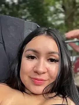 Try our girls live displays and explore the company of endless strippers, with beautiful physiques, vibrating toys and more.