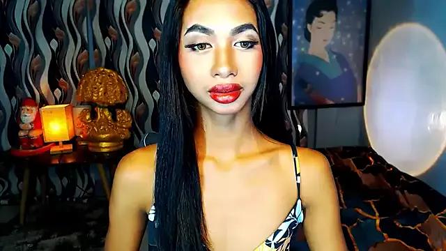 PrettyLatiina from StripChat is Freechat