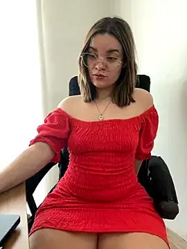 Pribaixinha from StripChat is Freechat