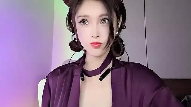 Photos of QiaoHui from StripChat is Freechat