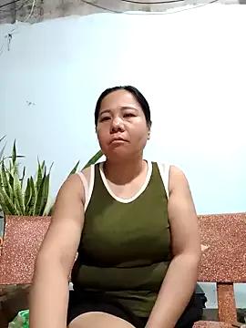 Queen-18200 from StripChat is Freechat