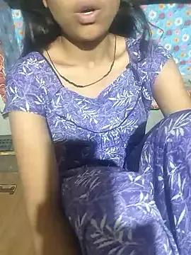 Queen-girs from StripChat is Freechat