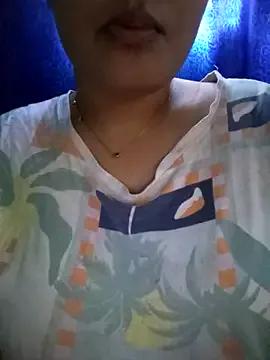 Queen-Rb from StripChat is Freechat