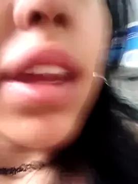 Queen_Ashly from StripChat is Freechat