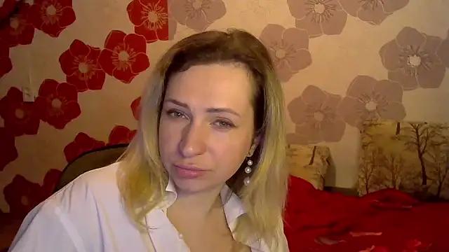 Queen_Daenerys from StripChat