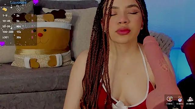 Try our girls live displays and explore the company of endless strippers, with beautiful physiques, vibrating toys and more.
