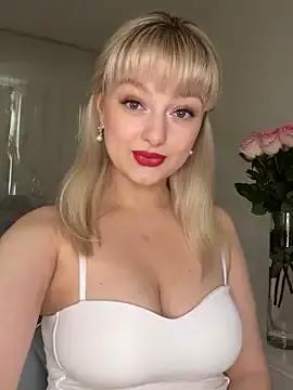 Try our girls live displays and explore the company of endless strippers, with beautiful physiques, vibrating toys and more.