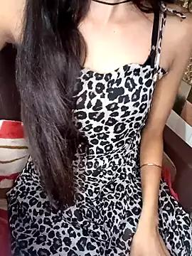Queen_Pooja7 from StripChat is Freechat