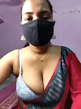 Queen_Shanayaa from StripChat is Freechat