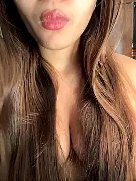 Photos of Queen_Shanuu from StripChat is Group