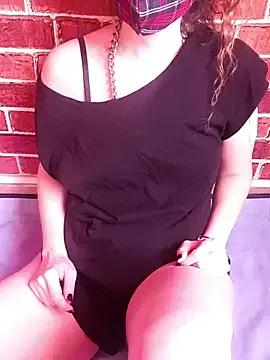 Try our girls live displays and explore the company of endless strippers, with beautiful physiques, vibrating toys and more.