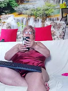 Try our girls live displays and explore the company of endless strippers, with beautiful physiques, vibrating toys and more.