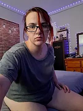 queenpeaches121 from StripChat is Freechat