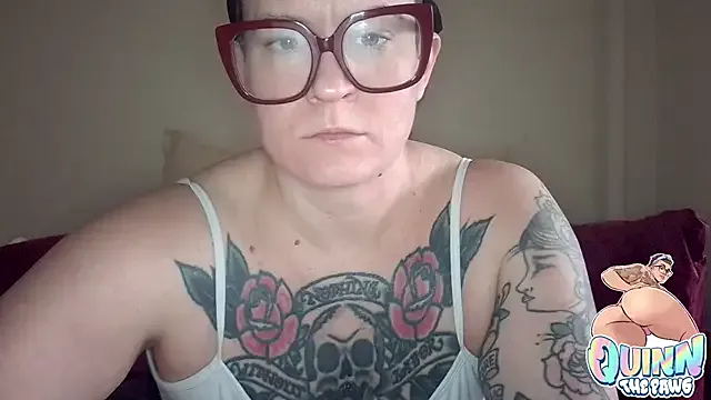 quinnmariexo — Public monster dildo play