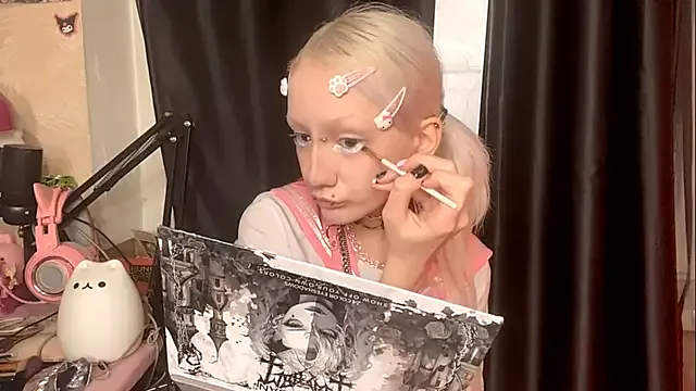 QuinnSense — Lick finger