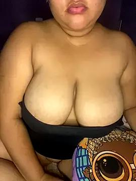 Try our girls live displays and explore the company of endless strippers, with beautiful physiques, vibrating toys and more.