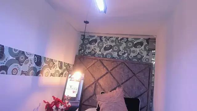 Rachel__Jonees from StripChat is Freechat