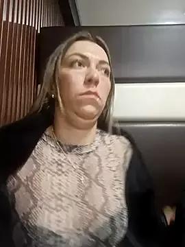 Try our girls live displays and explore the company of endless strippers, with beautiful physiques, vibrating toys and more.