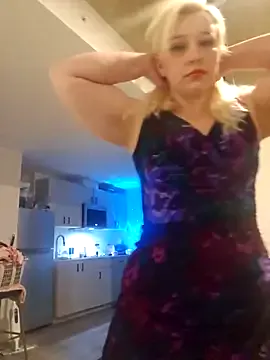 RaisingDaisy's avatar