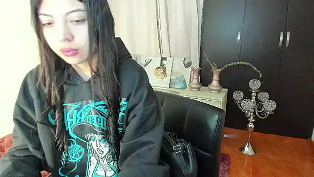Raveen_dark from StripChat is Freechat