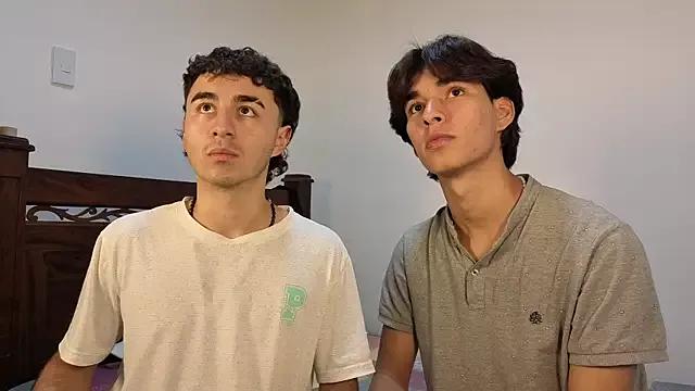 Raven_Eclipse from StripChat is Freechat