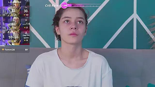 RavennMoonn from StripChat is Freechat