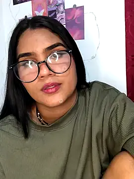 Renata_Zoe — Play whit me pussy