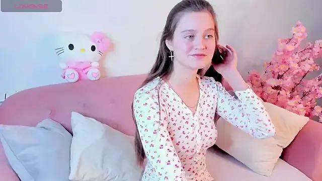 Renesmy_Black from StripChat is Freechat